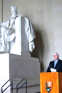 RADM Carey Speaking at The Lincoln Memorial 2009