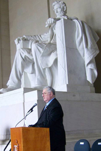 RADM Carey Speaking at The Lincoln Memorial 2009