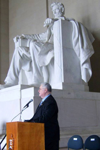 RADM Carey Speaking at The Lincoln Memorial 2009